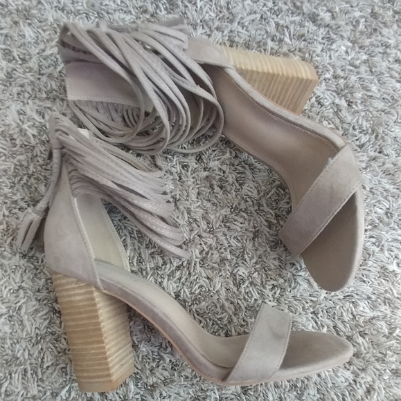 NWOB Block Sandal - Picture 3 of 4